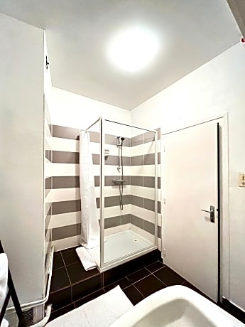 Double Room with Shared Bathroom