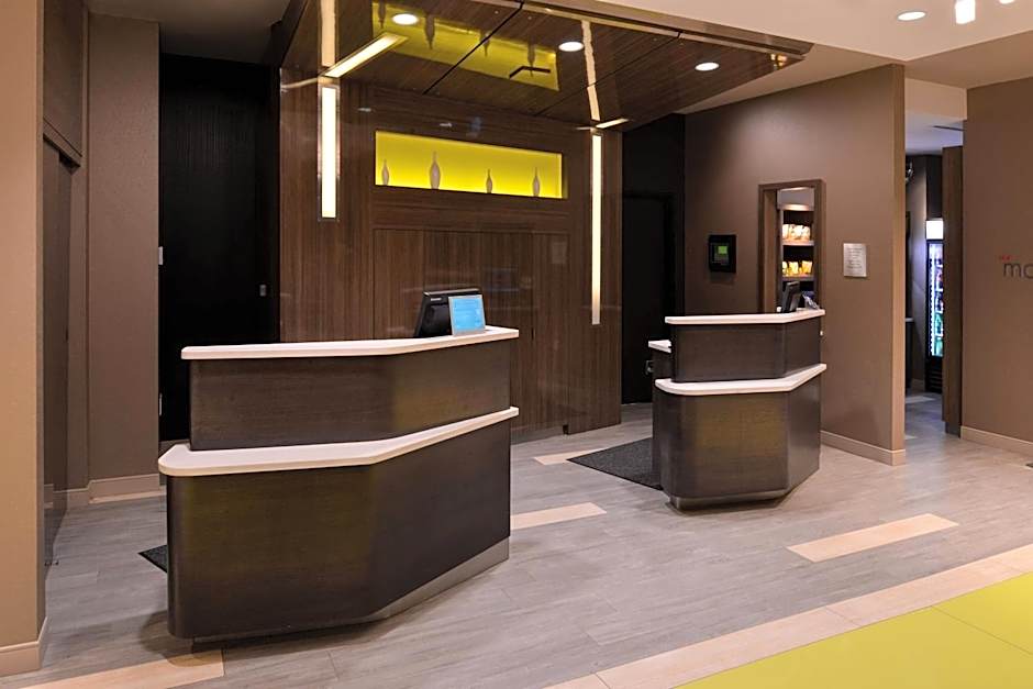 Courtyard by Marriott Saskatoon Airport