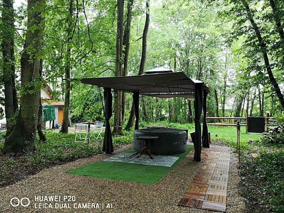 GITES du BOIS des PERRUCHES