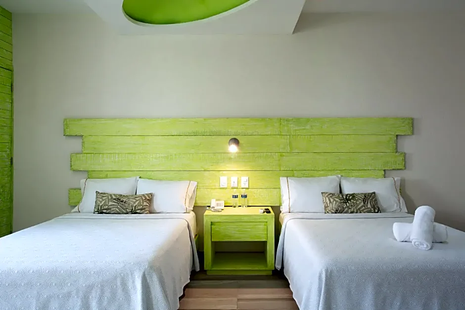 Casa Kaoba Hotel & Suites