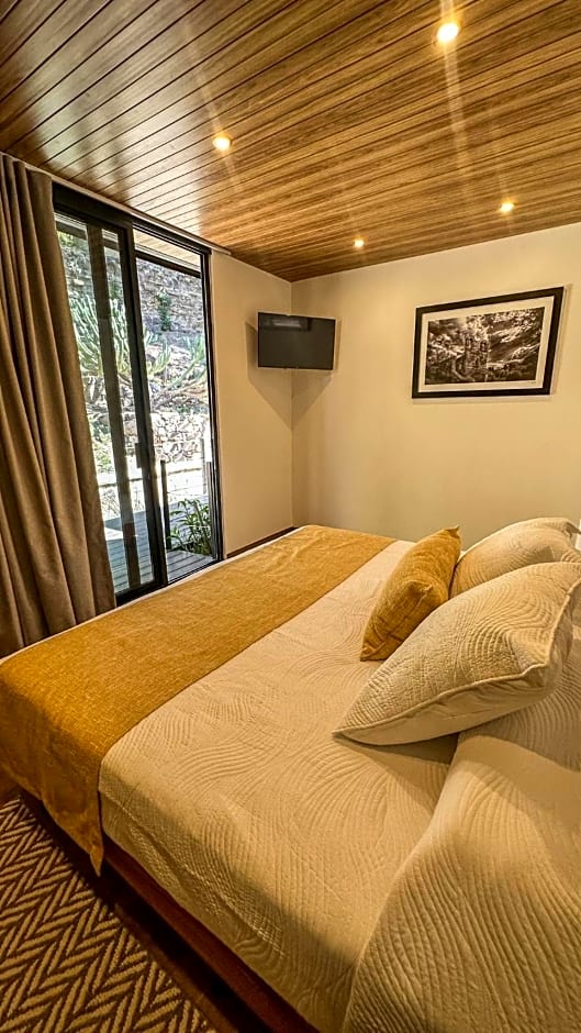 Antigua Guesthaus Suites