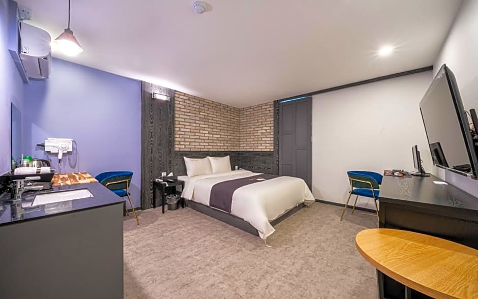 Hwaseong (Wolmun) Athena