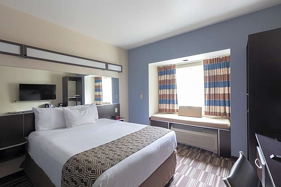 Microtel Inn & Suites By Wyndham Waynesburg