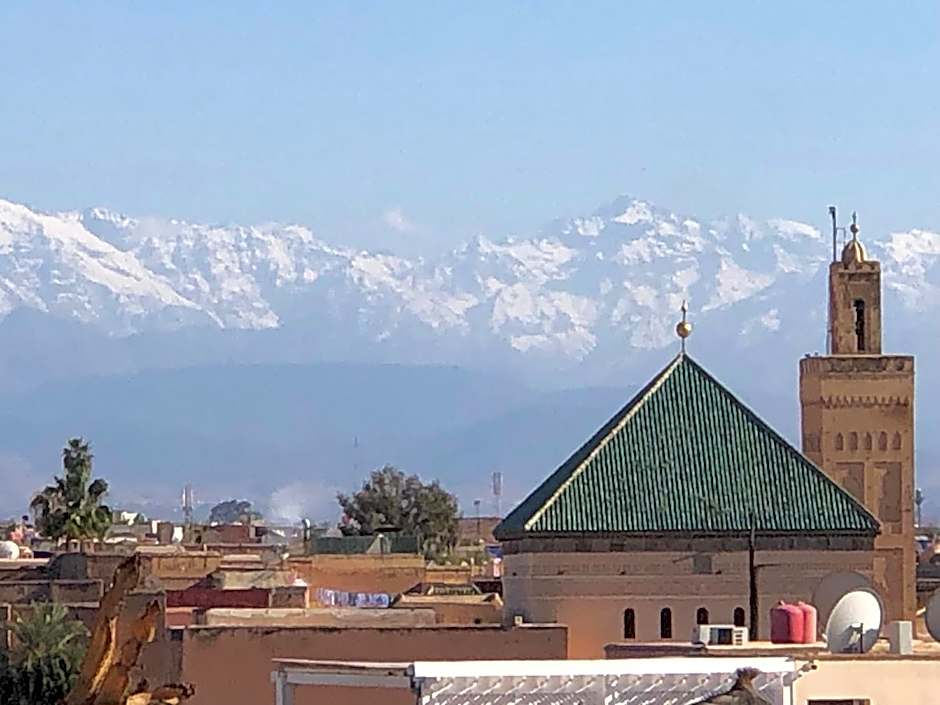 Riad ABBASSIA Marrakech Première - Authentic Medina Experience