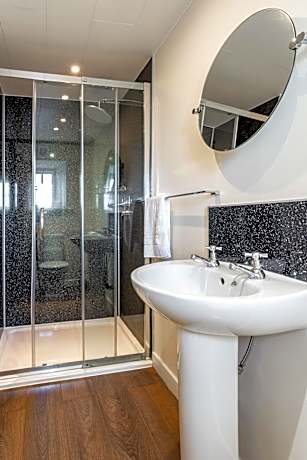 Single Room with Shower