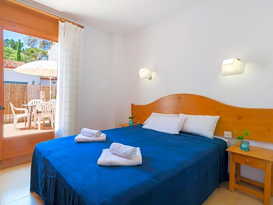 Acogedor Apartamento situado a 50 metros de la preciosa playa de Llafranc con gran terraza Chill Out