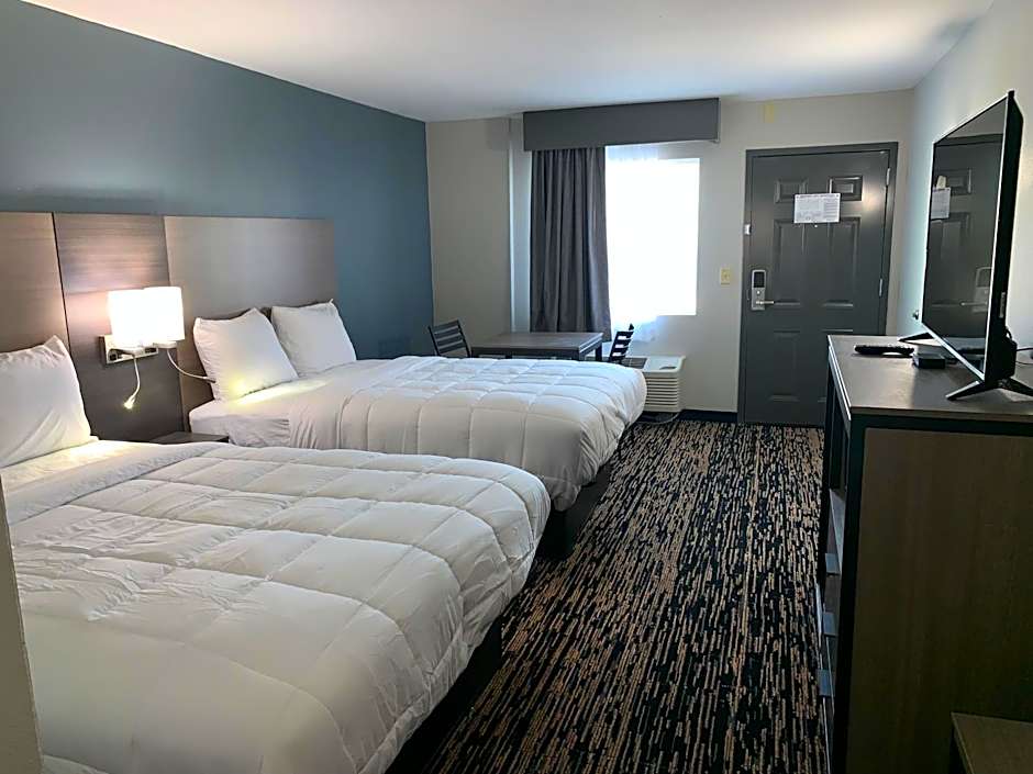Super 8 by Wyndham Sulphur South