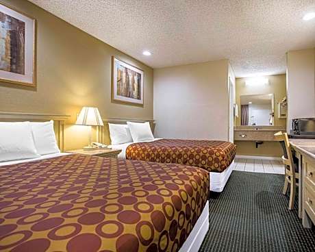 Double with 2 Double Beds - Smoking