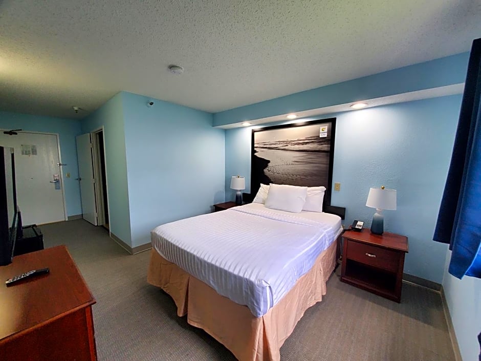 Coastal Inn & Suites