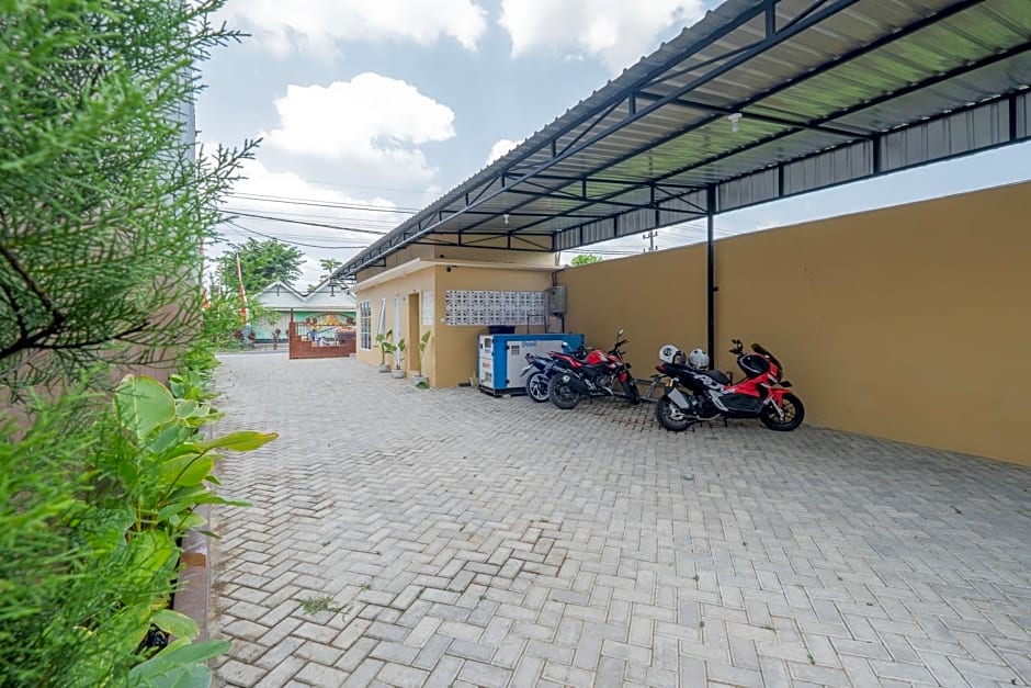 RedDoorz Syariah near RSUD Dr Iskak Tulungagung