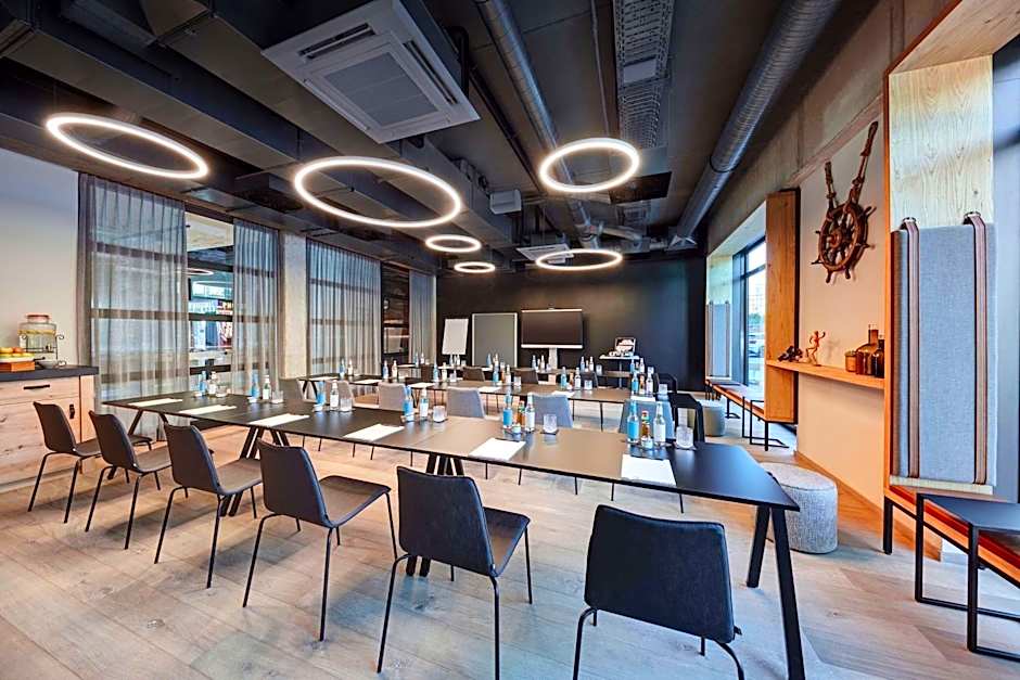 me and all hotel Kiel, by Hyatt