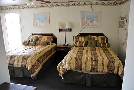 Standard Room with Two Full Beds
