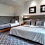 Royal Ariston Hotel