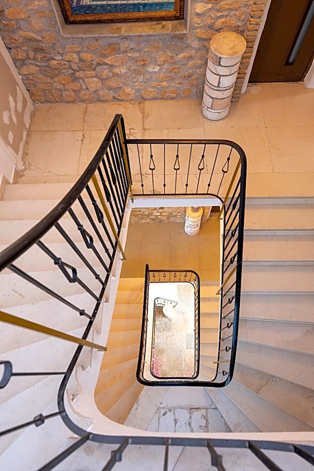 Stone Palace Hotel Near Athen's Airport Free Shuttle From and to Athen's Airport