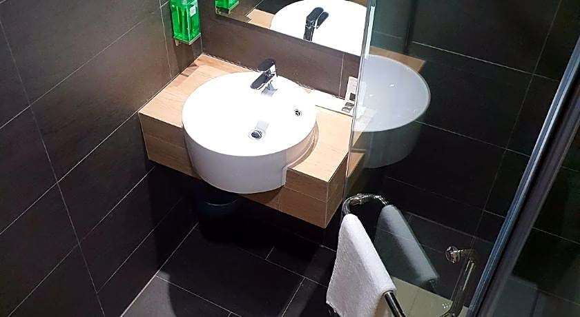 Qbic Hotel