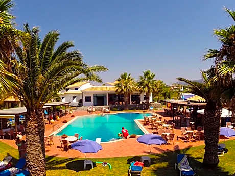 Hotel Oasis