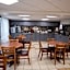 Super 8 by Wyndham Whitecourt