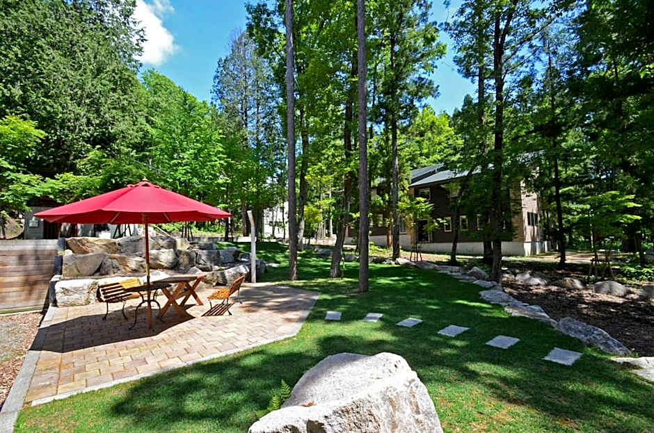 Phoenix Chalets by HHG