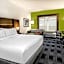 Holiday Inn Express & Suites Round Rock - Austin N