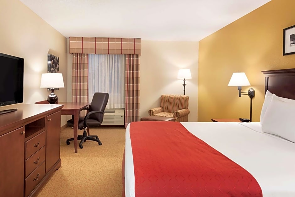 Country Inn & Suites by Radisson, Cedar Rapids Airport, IA