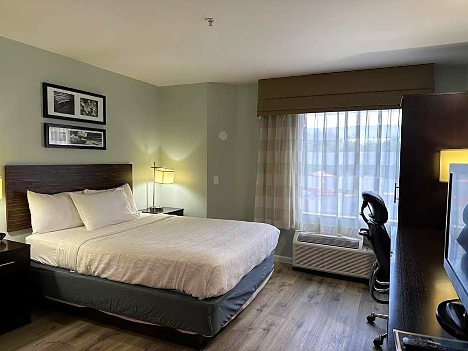 Wingate by Wyndham Bel Air I-95 Exit 77A / APG Area