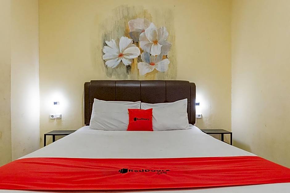 RedDoorz @ Iodium Residence Cikarang