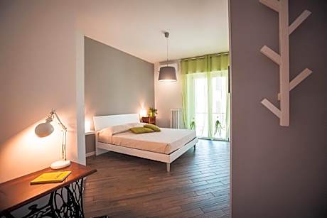 Be Your Home - Guest House Colors