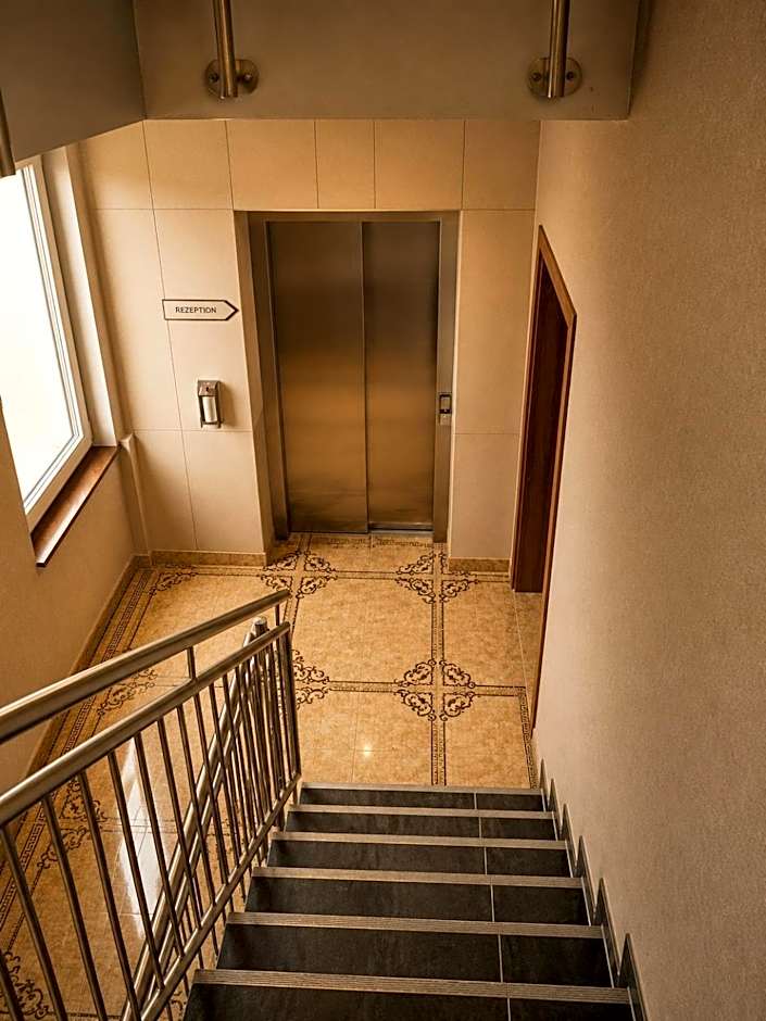 Hotel Pasa Paradies KOSTENLOSE PARKPLÄTZE