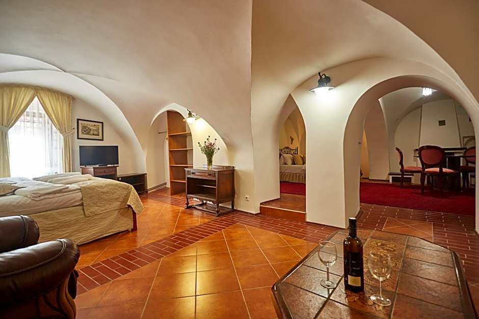 Vivaldi Apartments