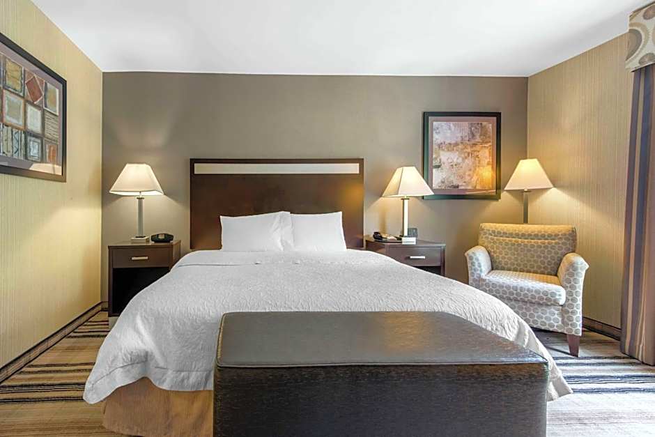 Hampton Inn By Hilton Meadville