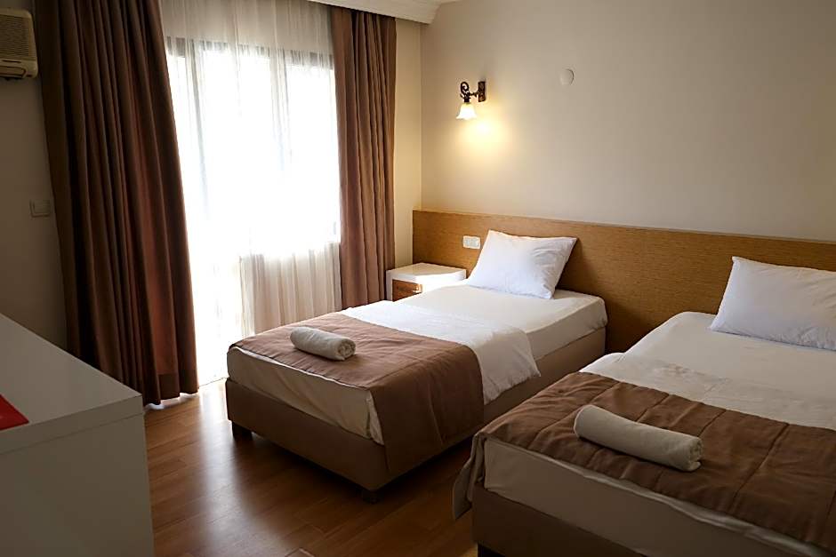 Ustun Hotel Alsancak