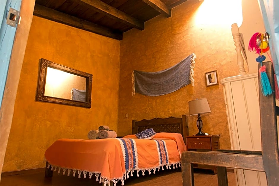 Posada del Abuelito (Hostel)