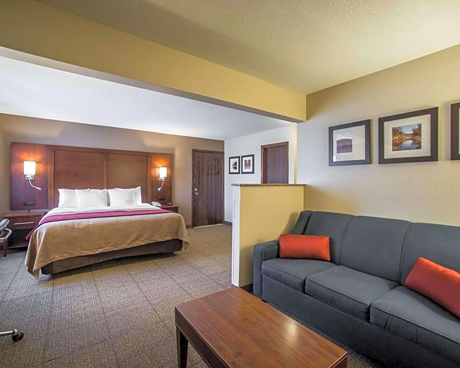 Quality Inn Boonville - Columbia