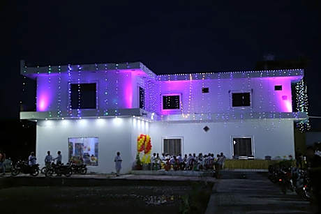 Hotel O POP Angoori Farm House