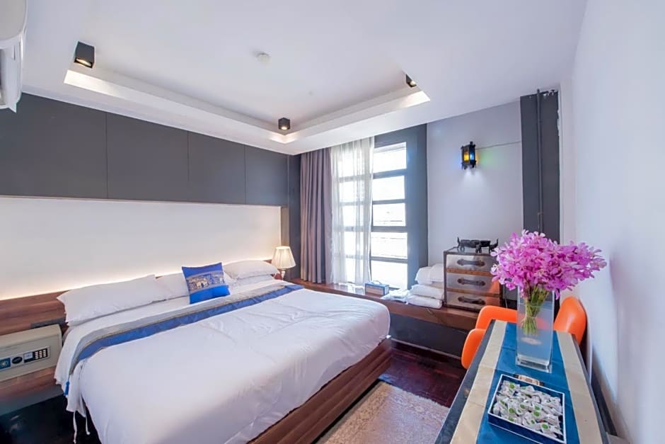 Elixir Hostel Bangkok