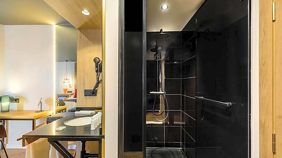 Hotel Vibra District - Adults Only