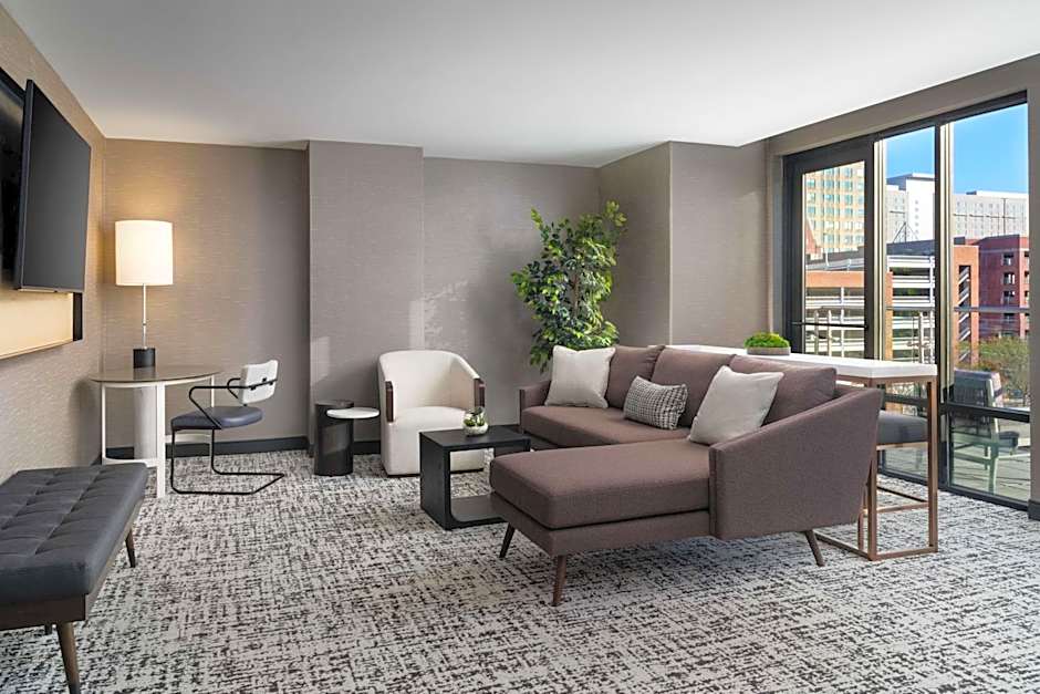 Tempo by Hilton Raleigh Downtown