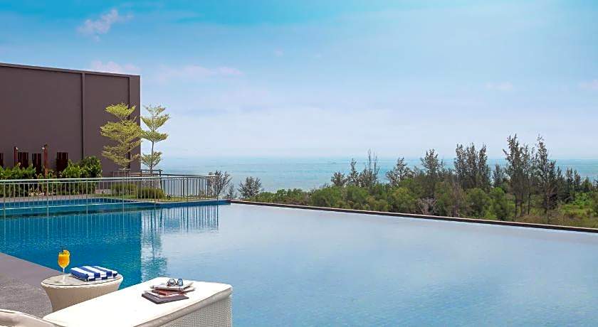 Pullman Miri Waterfront