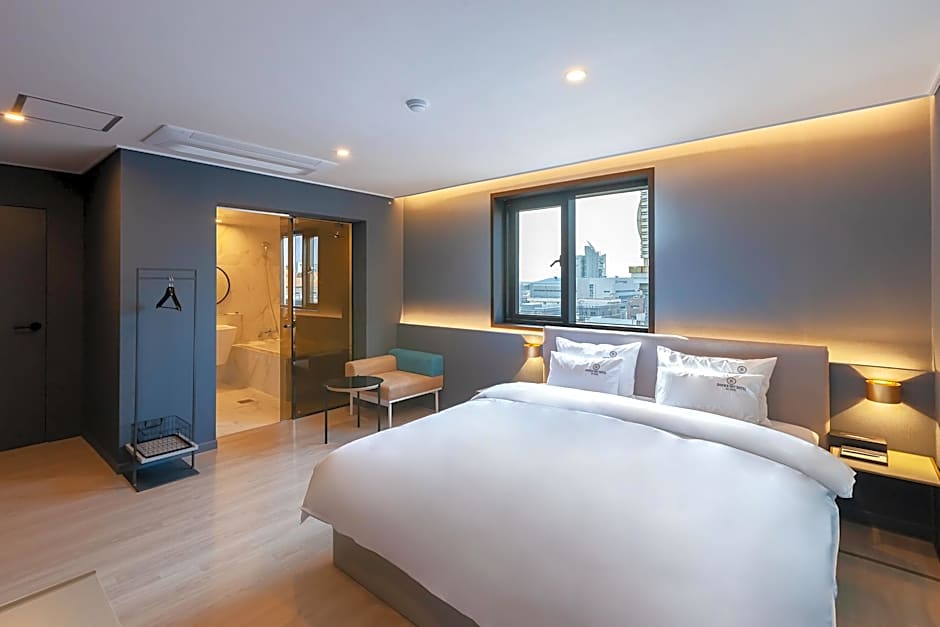 Browndot Hotel Sasang Renecite