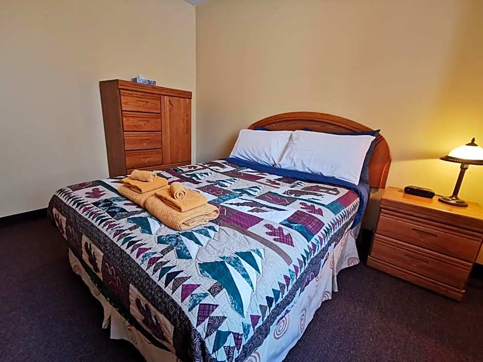 Photo 1 of 4 of Chalet