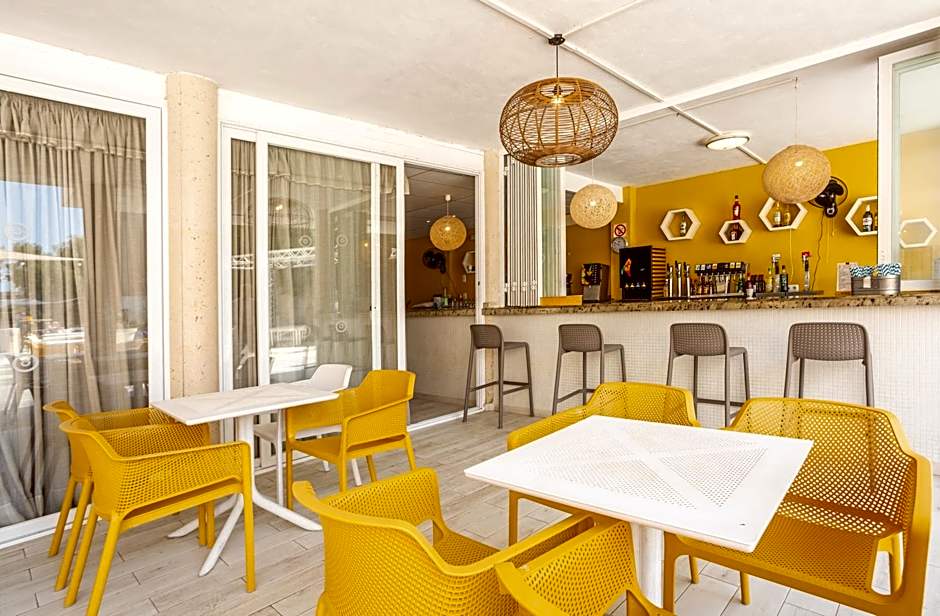 BJ Playamar Hotel & Apartamentos