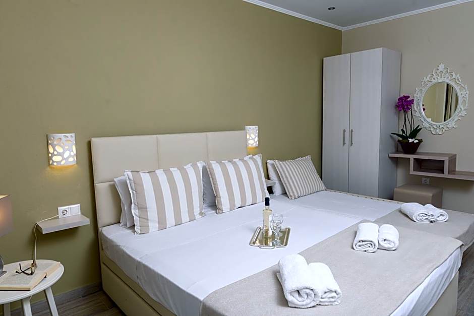 Ammos Beach Seaside Luxury Suites Hotel