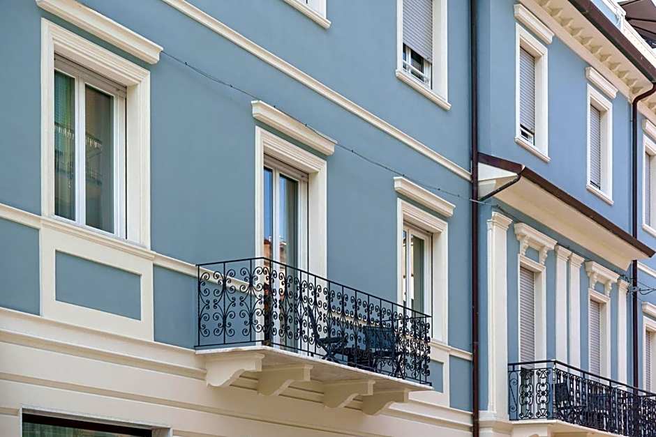Vi Suites