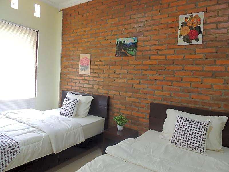 Srikayah Syariah by Ndalem Beong