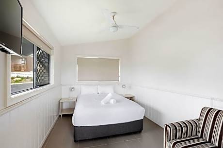 Superior Cabin - Sleeps 6