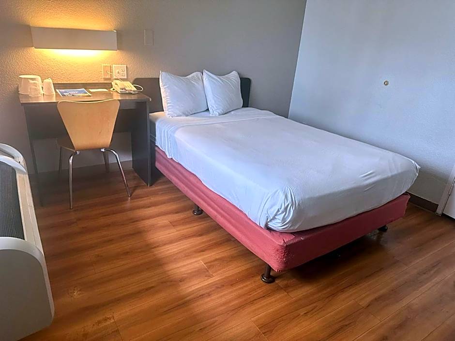 Motel 6 Ventura South