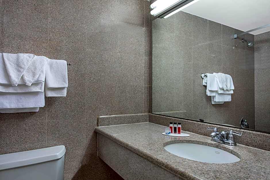 Days Inn by Wyndham Elmsford