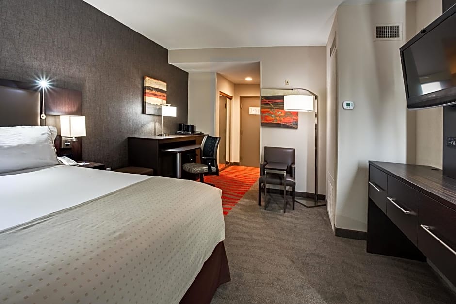 Holiday Inn Express Naples Downtown 5th Avenue By IHG