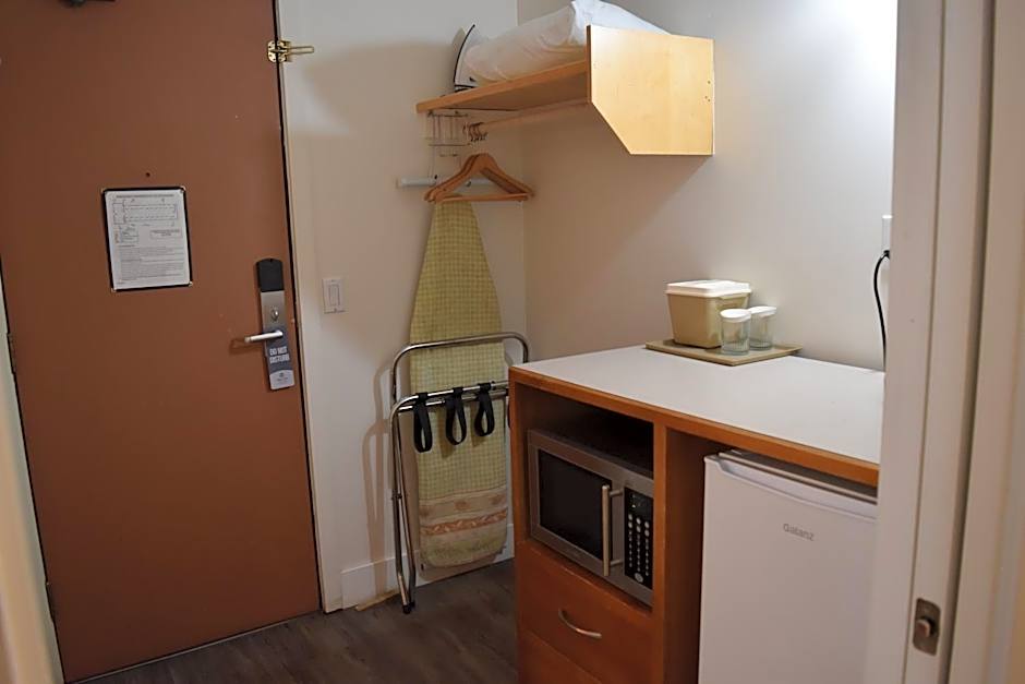 Canadas Best Value Inn And Suites Castlegar