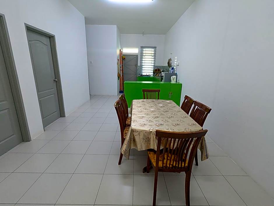 HOMESTAY IBUNDA Sabak Bernam